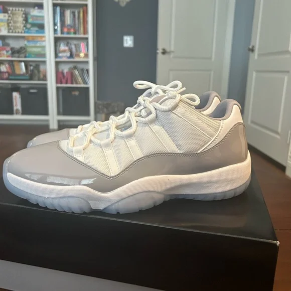 brand new with box - Picture 3 of 5